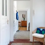 Bright & Spacious Loft With Basilica View Apartmán
