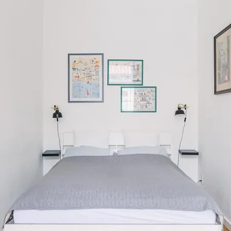 Bright & Spacious Loft With Basilica View Apartament Budapeszt