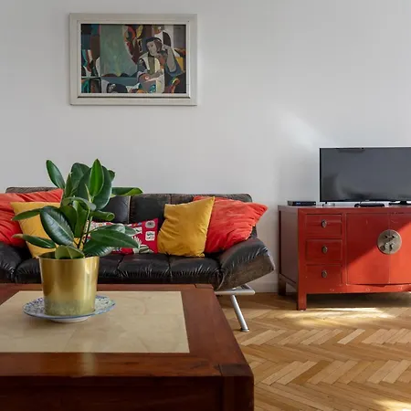 Bright & Spacious Loft With Basilica View בודפשט