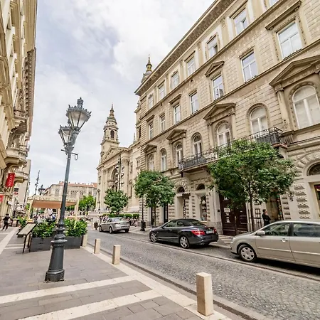 Appartement Bright & Spacious Loft With Basilica View
