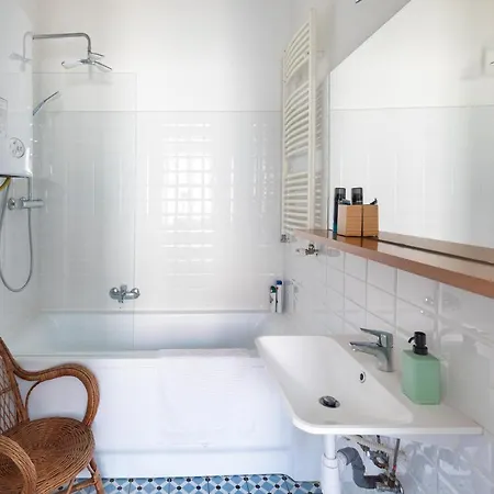 Bright & Spacious Loft With Basilica View 布达佩斯