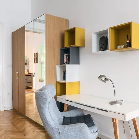 Bright & Spacious Loft With Basilica View 布达佩斯
