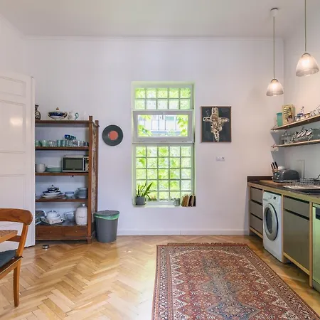 Bright & Spacious Loft With Basilica View 公寓