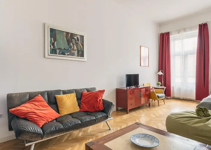 شقة Bright & Spacious Loft With Basilica View *