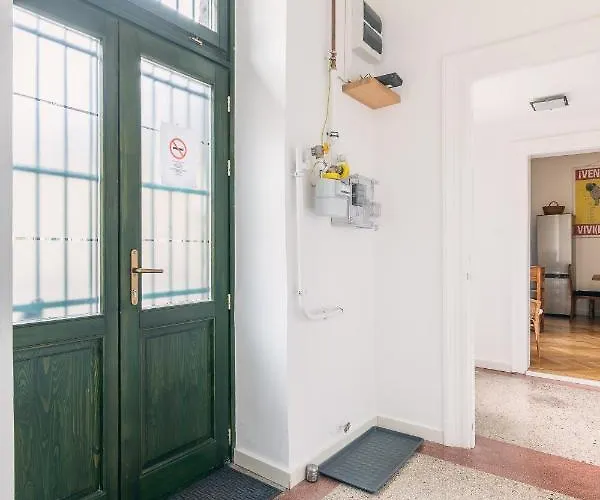 Bright & Spacious Loft With Basilica View *